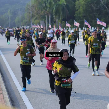 Runner Photo 7171917