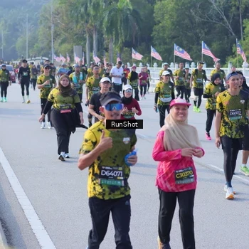Runner Photo 7171931