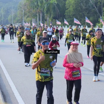 Runner Photo 7171933
