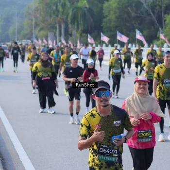 Runner Photo 7171936
