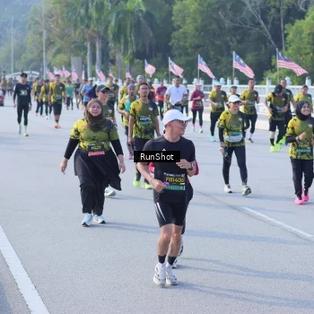Runner Photo 7171950