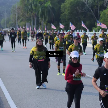 Runner Photo 7171968
