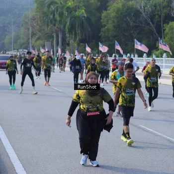 Runner Photo 7171988