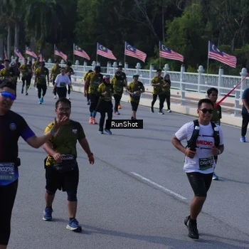 Runner Photo 7172032