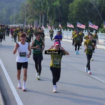 Runner Photo 7172034