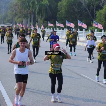 Runner Photo 7172039