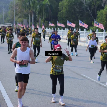 Runner Photo 7172043