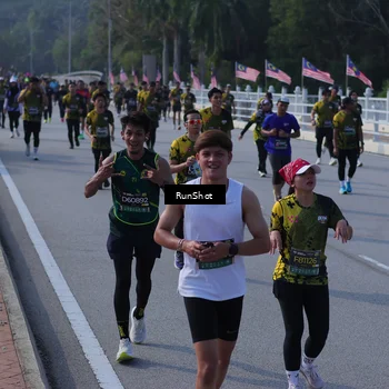 Runner Photo 7172048