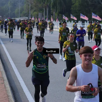 Runner Photo 7172059