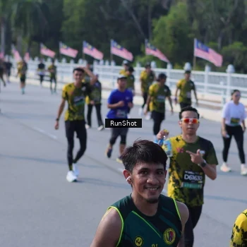 Runner Photo 7172066