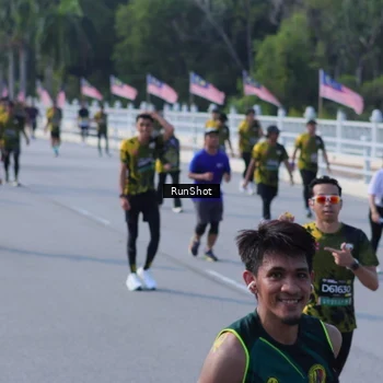 Runner Photo 7172073