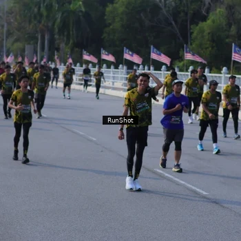 Runner Photo 7172075