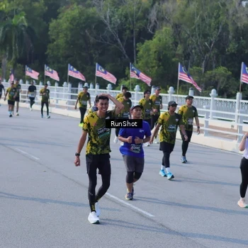 Runner Photo 7172080
