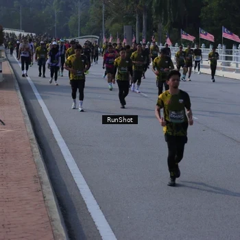 Runner Photo 7172106