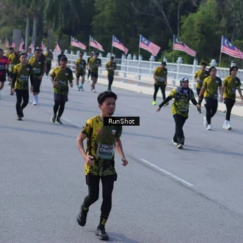 Runner Photo 7172110