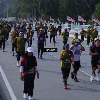 Runner Photo 7172113