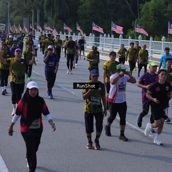 Runner Photo 7172116