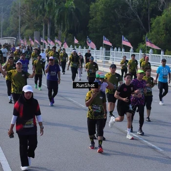 Runner Photo 7172117