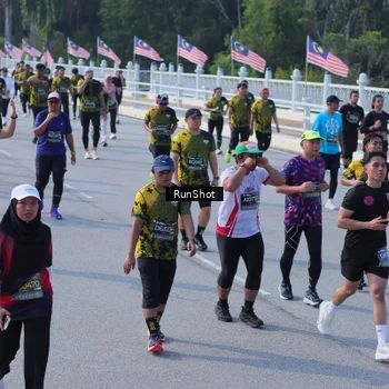 Runner Photo 7172119