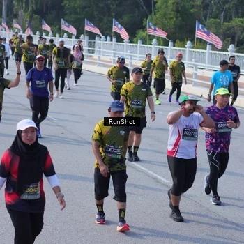 Runner Photo 7172125