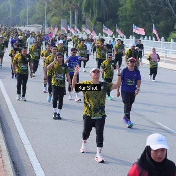Runner Photo 7172134