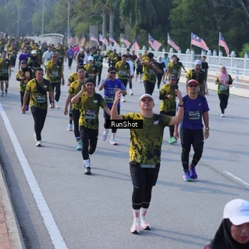 Runner Photo 7172161