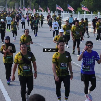 Runner Photo 7172175