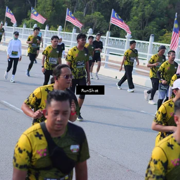 Runner Photo 7172198