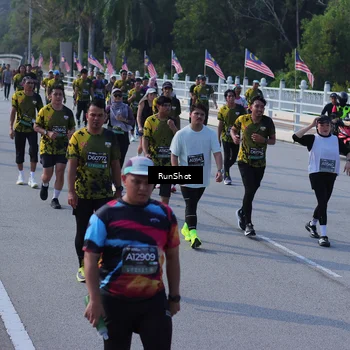 Runner Photo 7172291