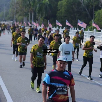 Runner Photo 7172295