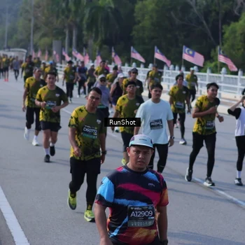 Runner Photo 7172296
