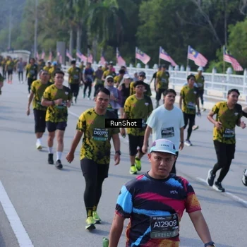 Runner Photo 7172305