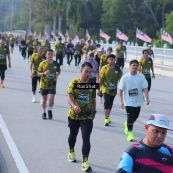 Runner Photo 7172306