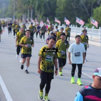Runner Photo 7172308