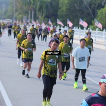 Runner Photo 7172309