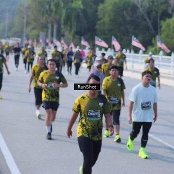 Runner Photo 7172310