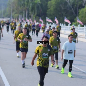 Runner Photo 7172315