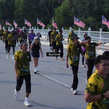 Runner Photo 7172316