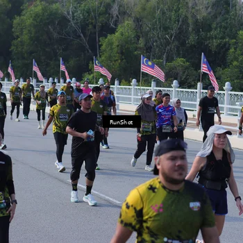 Runner Photo 7172335