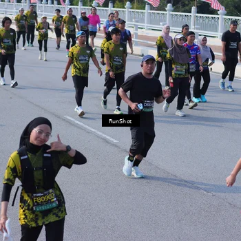 Runner Photo 7172340