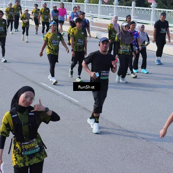 Runner Photo 7172341