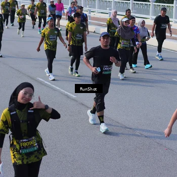 Runner Photo 7172343