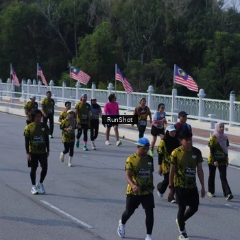 Runner Photo 7172372