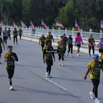 Runner Photo 7172375
