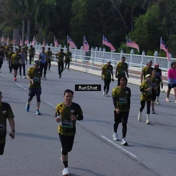 Runner Photo 7172378