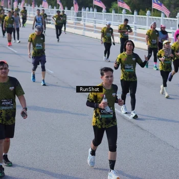 Runner Photo 7172390