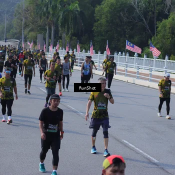 Runner Photo 7172411