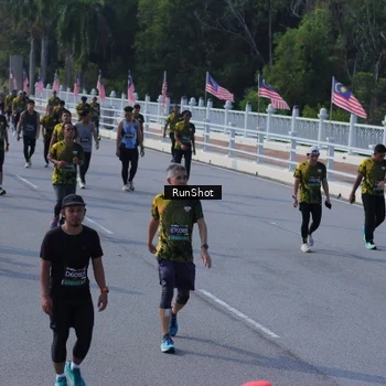 Runner Photo 7172438