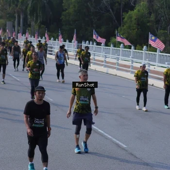 Runner Photo 7172441
