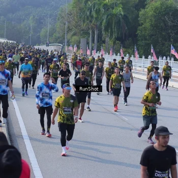 Runner Photo 7172447